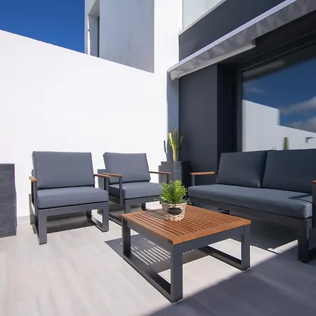 La Costa Private Pool La Oliva By Holidays Βίλα